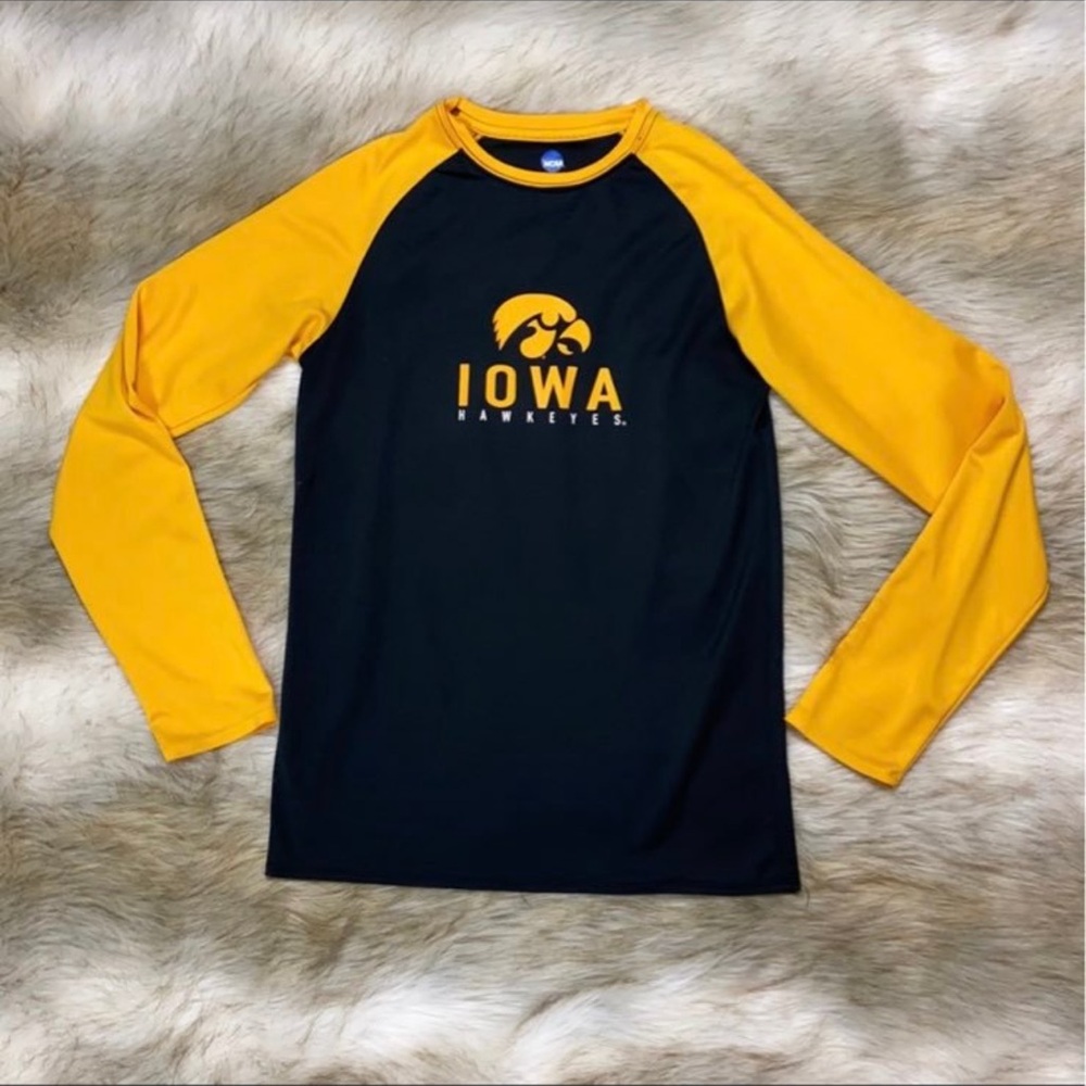 NCAA Iowa Hawkeye Long Sleeve Top, Small